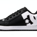 DC Mens Skateboarding Shoes Court Graffik SE-0